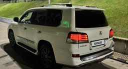 Lexus LX 570 2013 годаfor27 000 000 тг. в Алматы