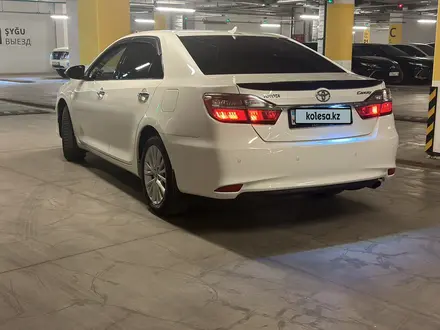 Toyota Camry 2015 года за 11 200 000 тг. в Алматы – фото 13