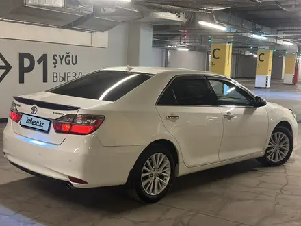 Toyota Camry 2015 года за 11 200 000 тг. в Алматы – фото 10