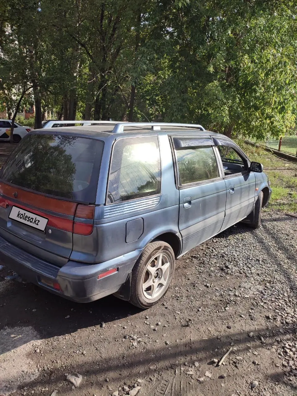 Mitsubishi Space Wagon, 1993