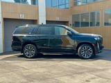 Cadillac Escalade 2023 года за 52 990 000 тг. в Алматы – фото 2