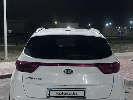 Kia Sportage 2017 года за 8 600 000 тг. в Караганда – фото 4
