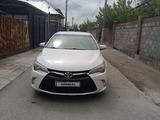 Toyota Camry 2015 года за 10 000 000 тг. в Тараз – фото 2