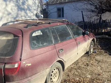 Toyota Carina E 1994 года за 800 000 тг. в Мойынкум – фото 4