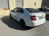 Skoda Rapid 2014 годаfor3 800 000 тг. в Атырау – фото 5