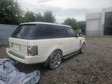 Land Rover Range Rover 2009 года за 7 500 000 тг. в Алматы – фото 2