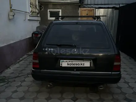 Mercedes-Benz E 230 1992 года за 2 000 000 тг. в Алматы – фото 3