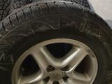 Комплект шин на легкосплавных дисках на Лексус RX 300 за 200 000 тг. в Темиртау – фото 2