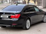 BMW 750 2009 года за 11 000 000 тг. в Алматы – фото 3