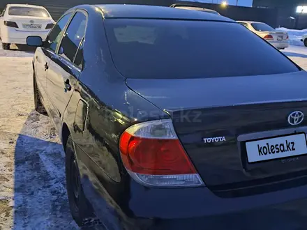 Toyota Camry 2002 года за 3 100 000 тг. в Усть-Каменогорск – фото 3