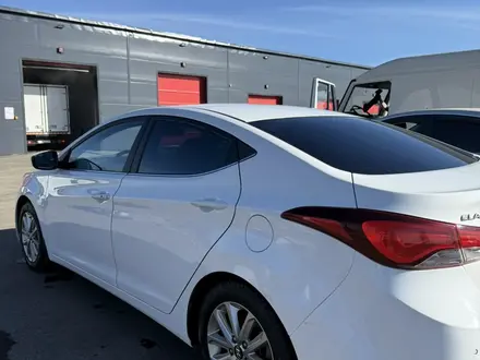 Hyundai Elantra 2014 года за 6 500 000 тг. в Караганда – фото 2