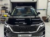 Kia Carnival 2021 года за 21 000 000 тг. в Астана