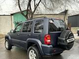 Jeep Liberty 2004 годаүшін4 700 000 тг. в Алматы – фото 5