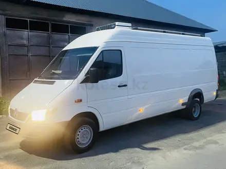 Mercedes-Benz Sprinter 2004 года за 8 000 000 тг. в Шымкент – фото 3