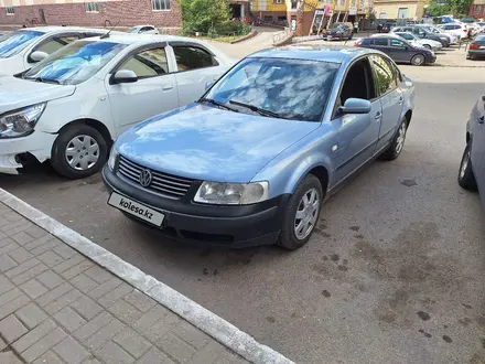 Volkswagen Passat 2000 года за 2 300 000 тг. в Астана – фото 3