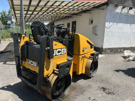 JCB  Дорожные катки 2011 года за 8 500 000 тг. в Алматы – фото 3