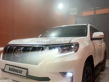 Toyota Land Cruiser Prado 2018 года за 21 000 000 тг. в Атырау – фото 2