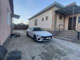 Hyundai Elantra 2024 годаfor10 500 000 тг. в Кызылорда