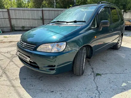 Toyota Spacio 1998 года за 3 050 000 тг. в Алтай – фото 2