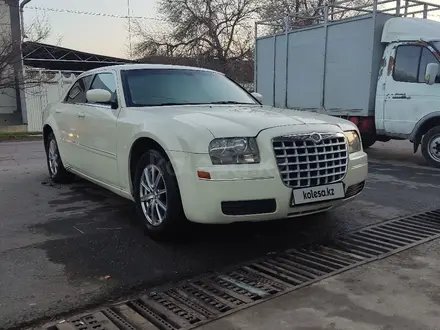 Chrysler 300C 2007 года за 5 500 000 тг. в Тараз – фото 8