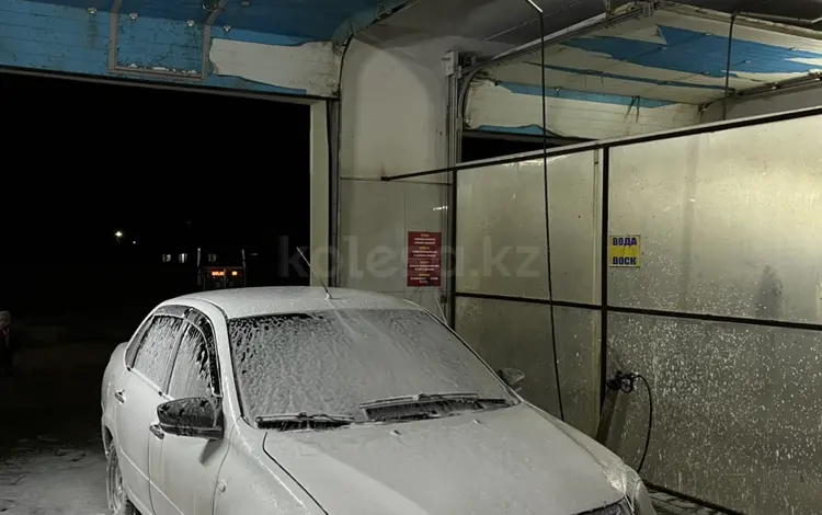 ВАЗ (Lada) Granta 2190 2014 года за 1 750 000 тг. в Уральск
