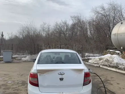 ВАЗ (Lada) Granta 2190 2014 года за 1 750 000 тг. в Уральск – фото 2