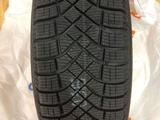 Шины Pirelli 235/40/r19 Ice Zero FR за 107 000 тг. в Алматы