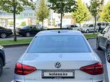 Volkswagen Passat 2016 года за 7 700 000 тг. в Алматы – фото 3