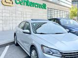 Volkswagen Passat 2016 годаfor7 700 000 тг. в Алматы – фото 5