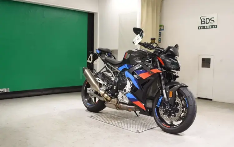 BMW  M 1000 R 2025 года за 10 270 000 тг. в Алматы