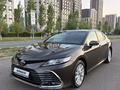 Toyota Camry 2023 года за 15 700 000 тг. в Астана