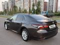 Toyota Camry 2023 года за 15 700 000 тг. в Астана – фото 5