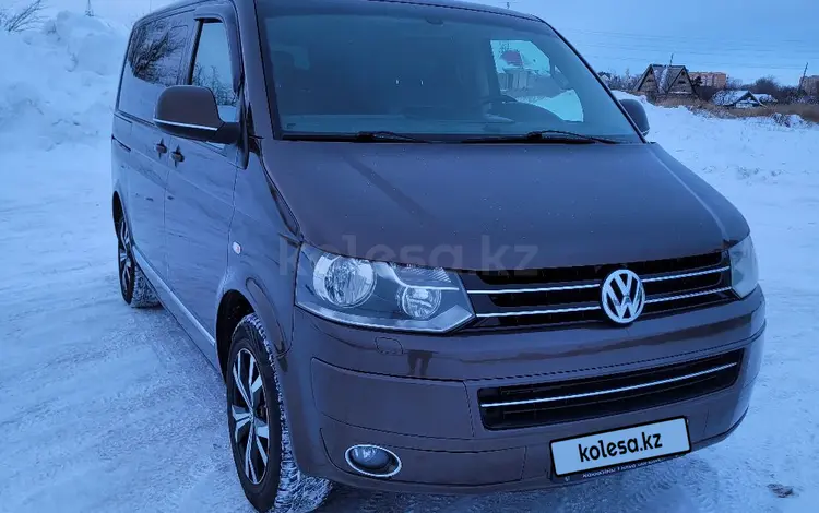 Volkswagen Multivan 2010 годаfor9 900 000 тг. в Астана