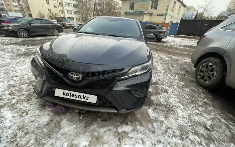 Toyota Camry 2018 годаfor10 500 000 тг. в Астана