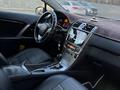 Toyota Avensis 2013 года за 6 600 000 тг. в Уральск – фото 17
