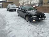 Volkswagen Polo 2002 годаfor1 800 000 тг. в Астана