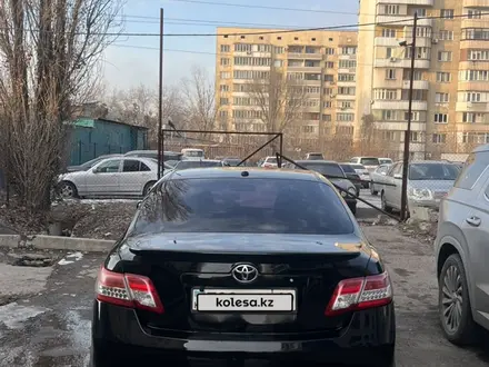 Toyota Camry 2011 года за 7 500 000 тг. в Алматы – фото 2