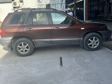 Hyundai Santa Fe 2002 года за 3 000 000 тг. в Туркестан – фото 2