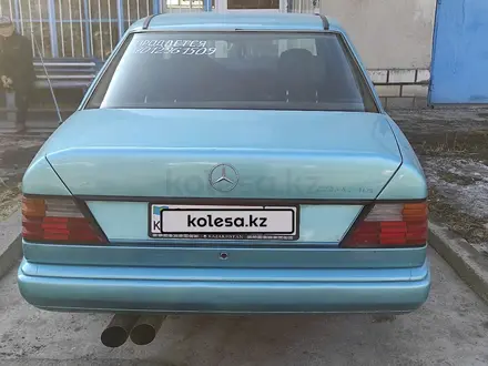 Mercedes-Benz E 200 1992 года за 1 100 000 тг. в Кентау – фото 5