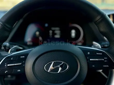 Hyundai Sonata 2022 года за 15 500 000 тг. в Актау – фото 8