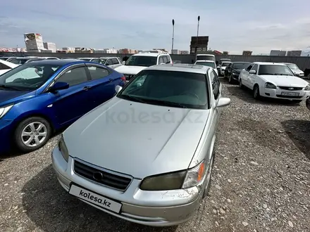 Toyota Camry 2001 года за 2 087 150 тг. в Алматы – фото 5