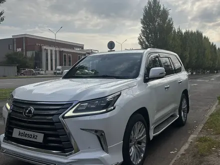 Lexus LX 450 2018 года за 33 500 000 тг. в Астана – фото 2