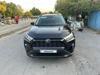 Toyota RAV4 2020 года за 14 500 000 тг. в Алматы