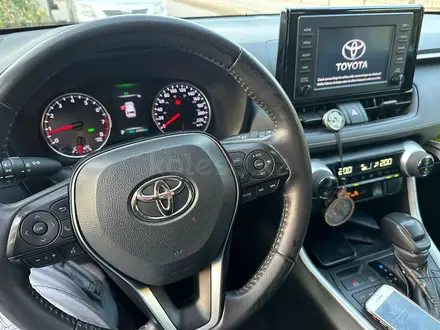 Toyota RAV4 2020 года за 14 800 000 тг. в Алматы – фото 7