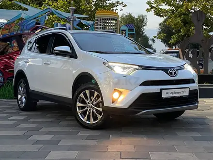 Toyota RAV4 2018 года за 10 490 000 тг. в Алматы – фото 6