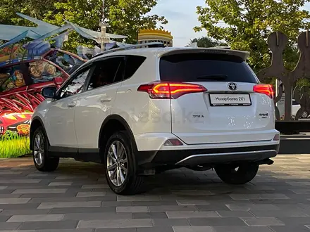 Toyota RAV4 2018 года за 10 490 000 тг. в Алматы – фото 7