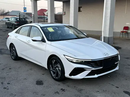 Hyundai Elantra 2024 года за 9 099 000 тг. в Шымкент