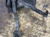 Задний поворотный кулак BMW E60 E65 со ступицей и рычагом за 1 000 тг. в Алматы