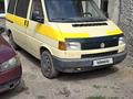 Volkswagen Caravelle 1994 года за 2 500 000 тг. в Караганда