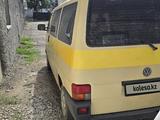 Volkswagen Caravelle 1994 годаүшін2 450 000 тг. в Караганда – фото 4